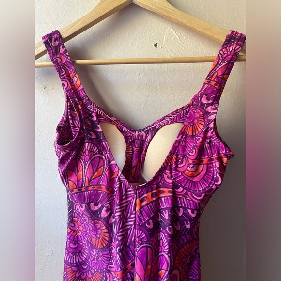 Maxine of Hollywood One Piece Swimsuit Retro Style Shirred Girl Leg Psychedelic - Picture 2 of 15